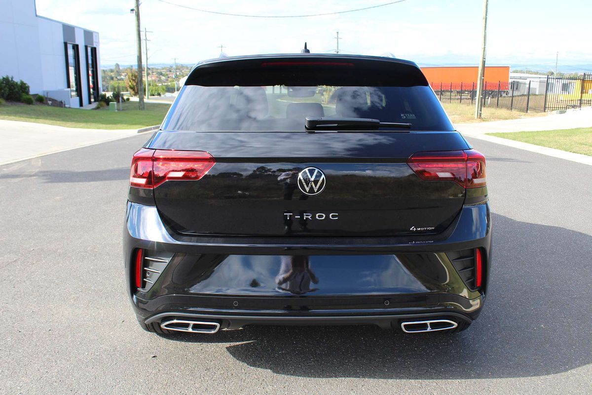 2025 Volkswagen T-Roc 140TSI R-Line D11