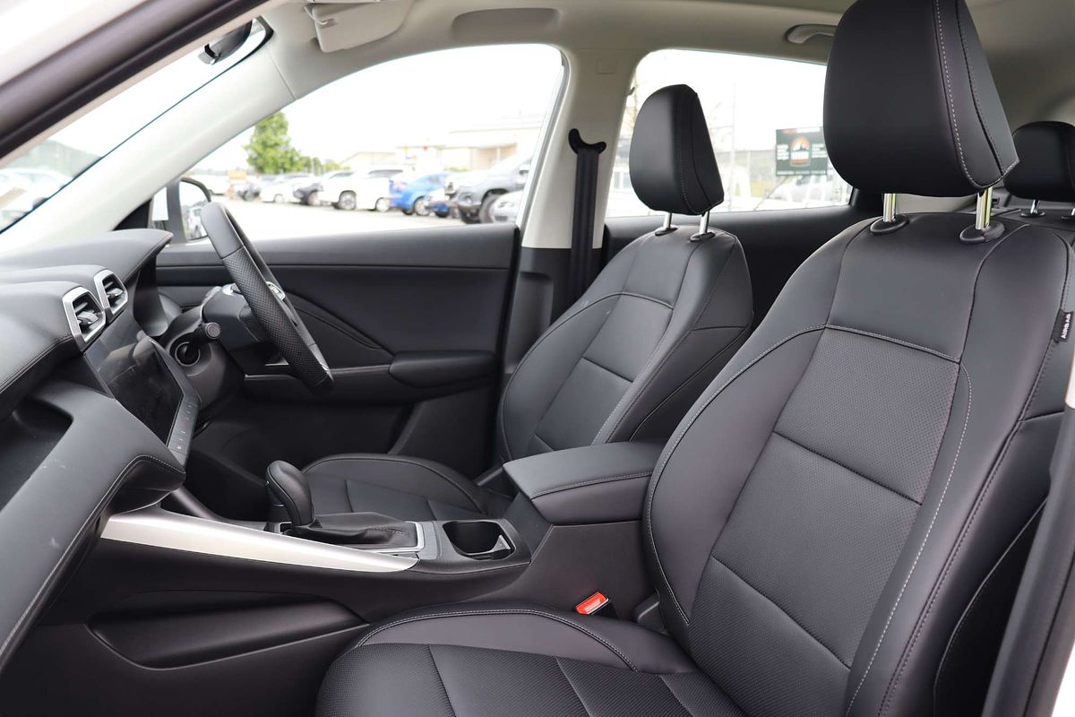 2025 MG ZS Essence ZS32