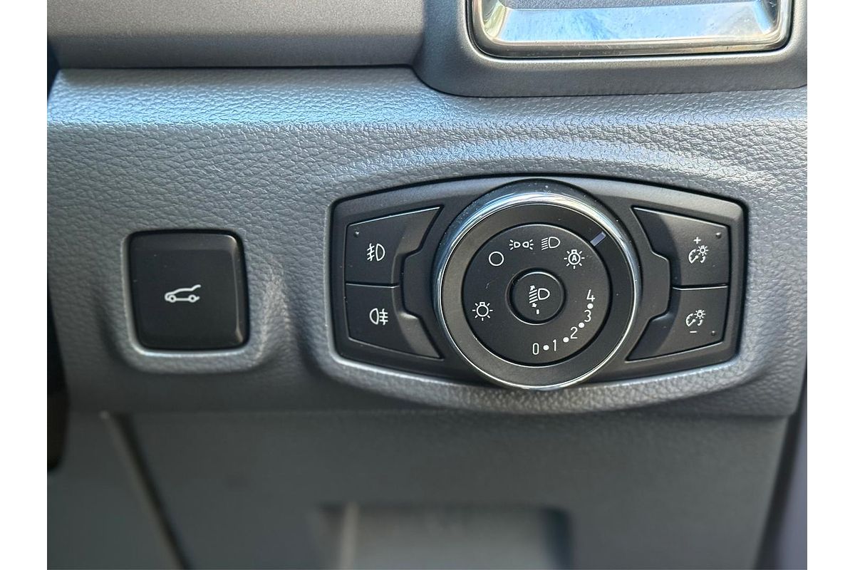 2018 Ford Everest Trend UA