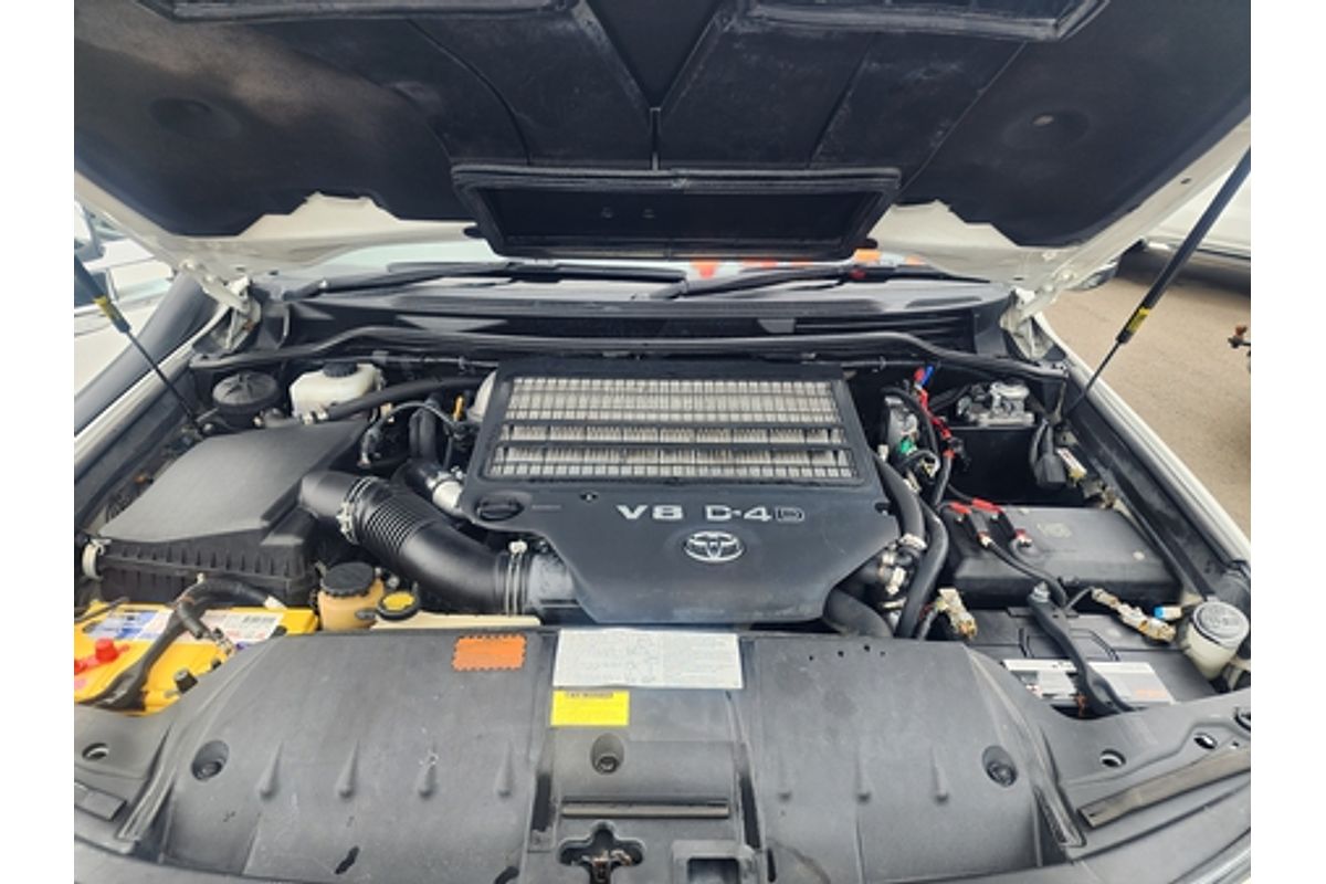 2013 Toyota Landcruiser GX VDJ200R