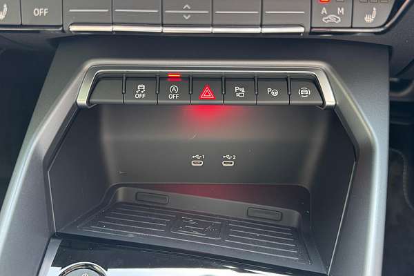 2024 Audi A3 35 TFSI S line GY