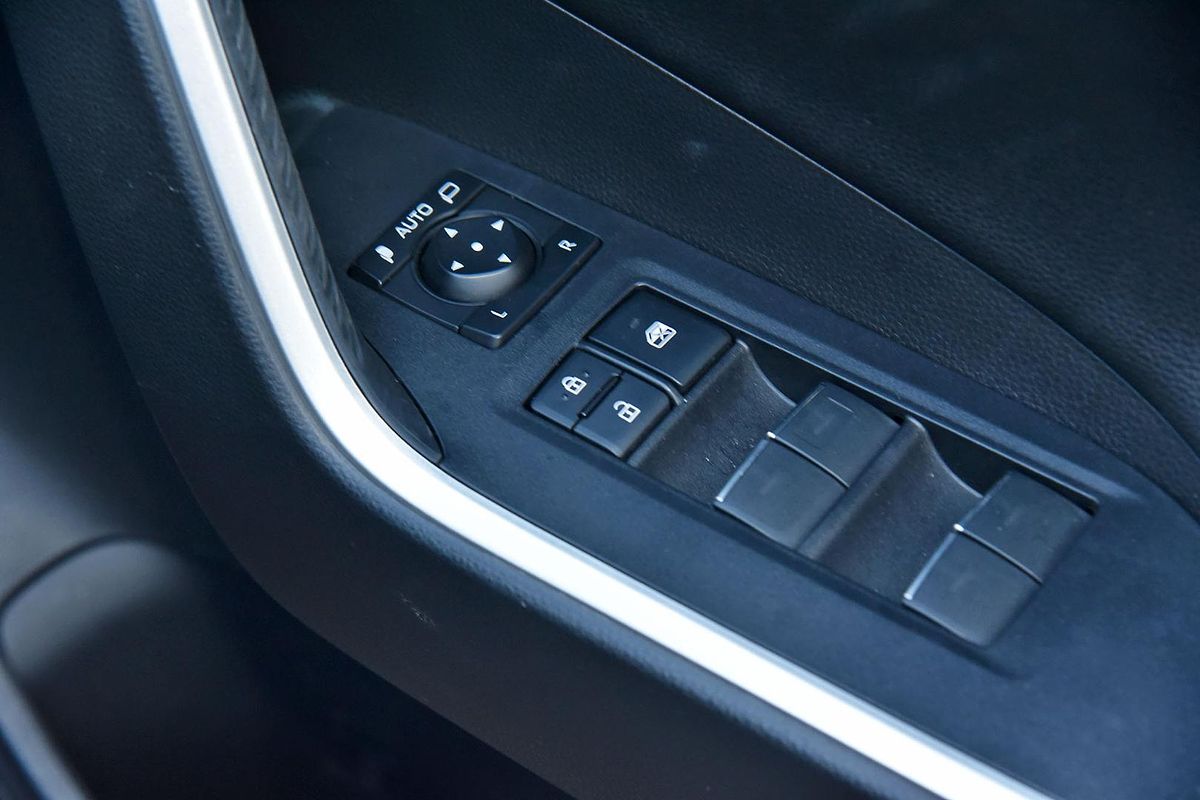 2022 Toyota RAV4 Cruiser MXAA52R