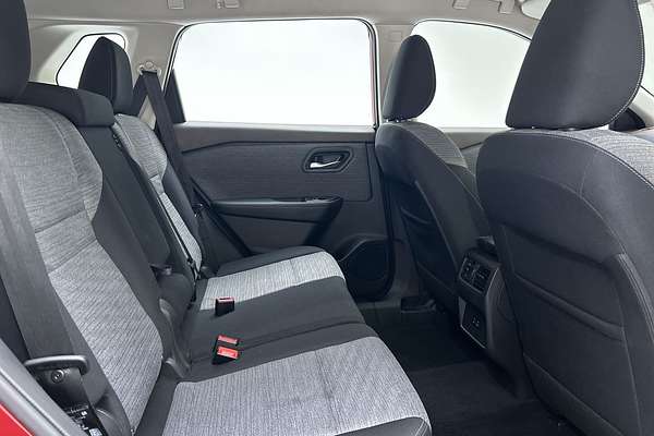 2023 Nissan X-TRAIL ST T33