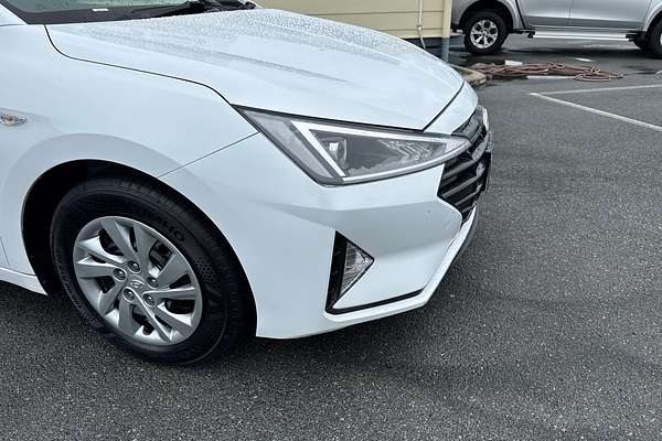 2018 Hyundai Elantra Go AD.2