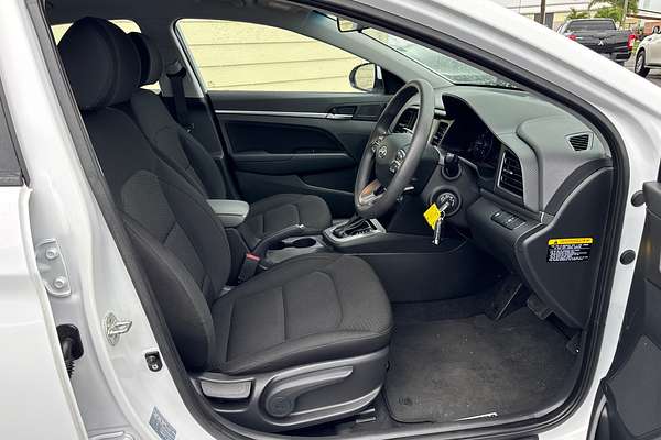 2018 Hyundai Elantra Go AD.2