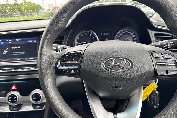 2018 Hyundai Elantra Go AD.2