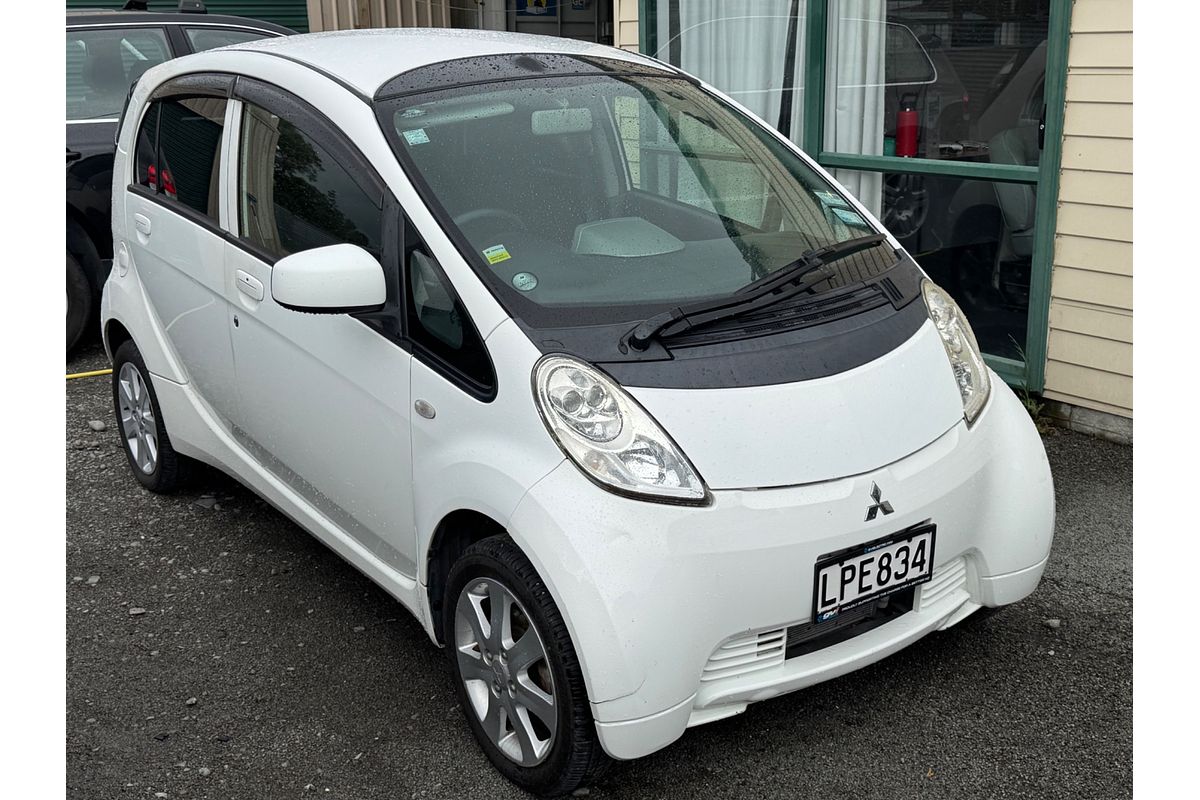 2013 Mitsubishi I-MIEV