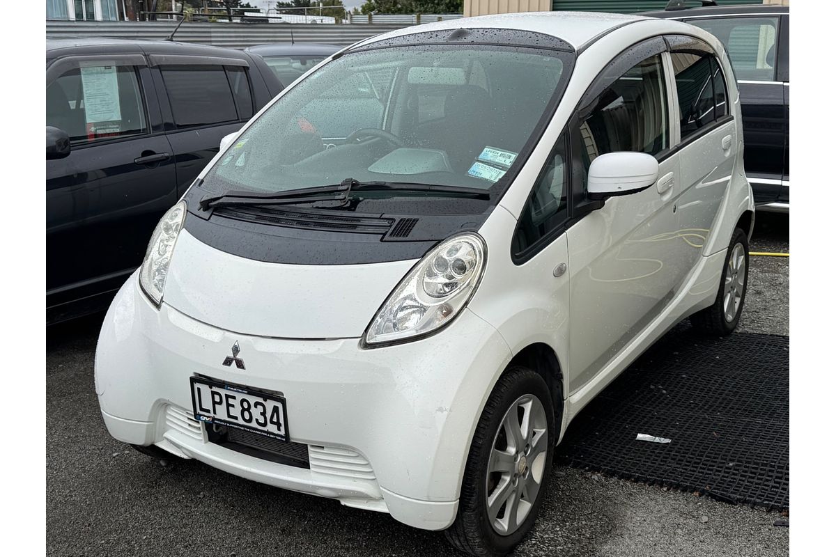 2013 Mitsubishi I-MIEV