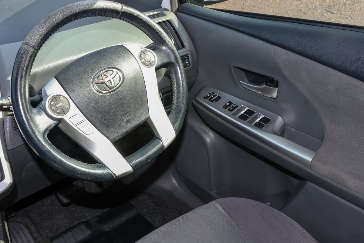 2013 Toyota Prius ZVW30R