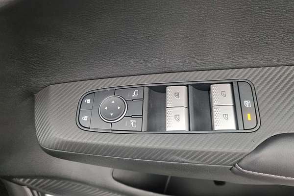 2024 Mitsubishi Outlander ES ZM