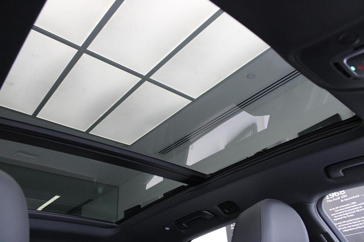 2024 Audi Q5 40 TDI Sport FY