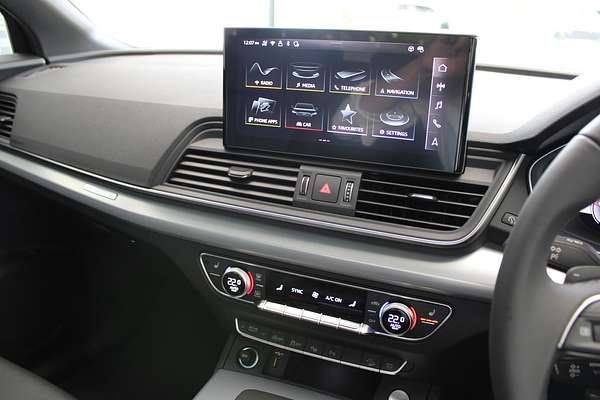 2024 Audi Q5 40 TDI Sport FY