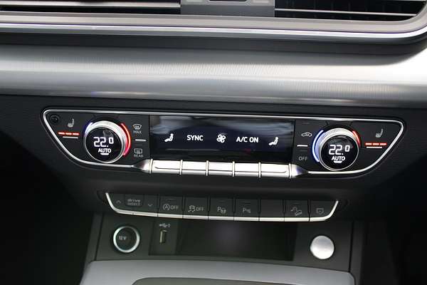 2024 Audi Q5 40 TDI Sport FY