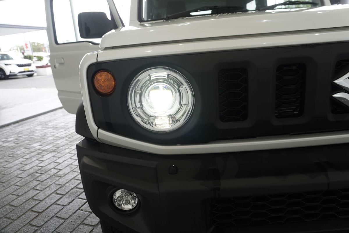 2025 Suzuki Jimny GLX GJ