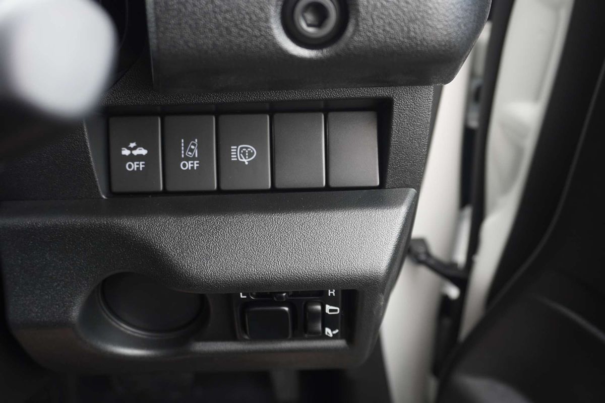 2025 Suzuki Jimny GLX GJ