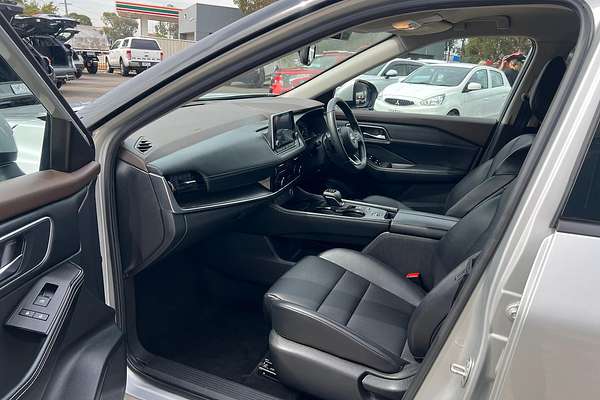 2024 Nissan X-TRAIL ST-L T33