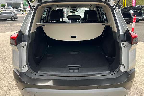 2024 Nissan X-TRAIL ST-L T33