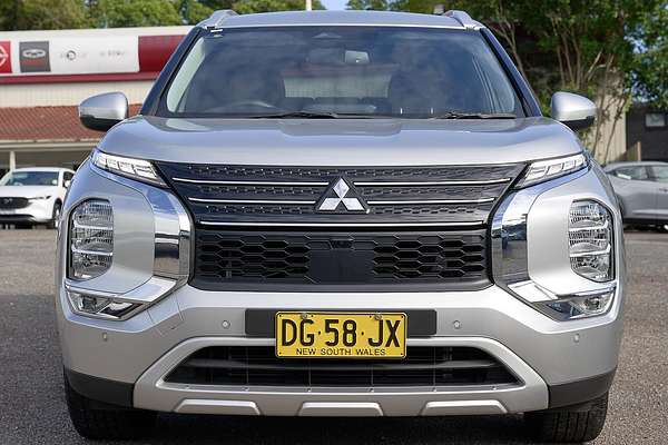 2023 Mitsubishi Outlander LS ZM