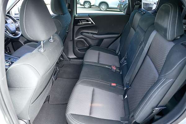 2023 Mitsubishi Outlander LS ZM