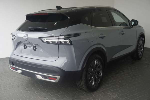 2025 Nissan QASHQAI Ti J12