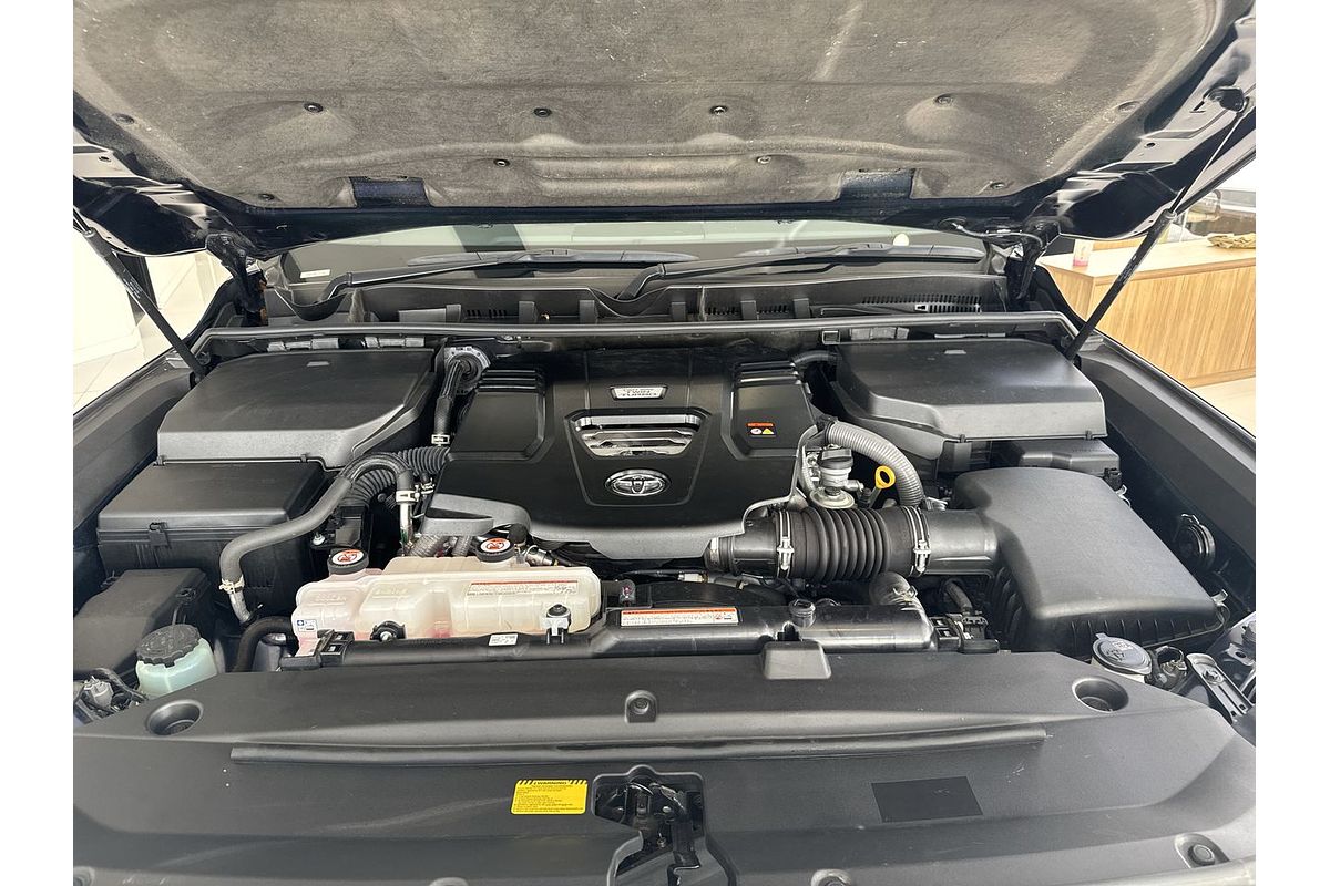 2023 Toyota Landcruiser VX FJA300R