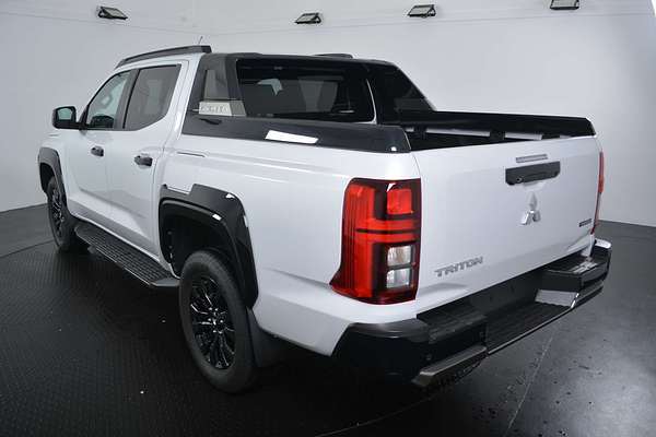 2024 Mitsubishi Triton GSR MV 4X4