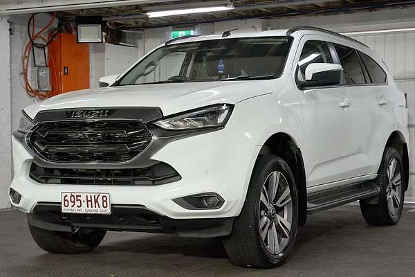 2023 Isuzu MU-X LS-T