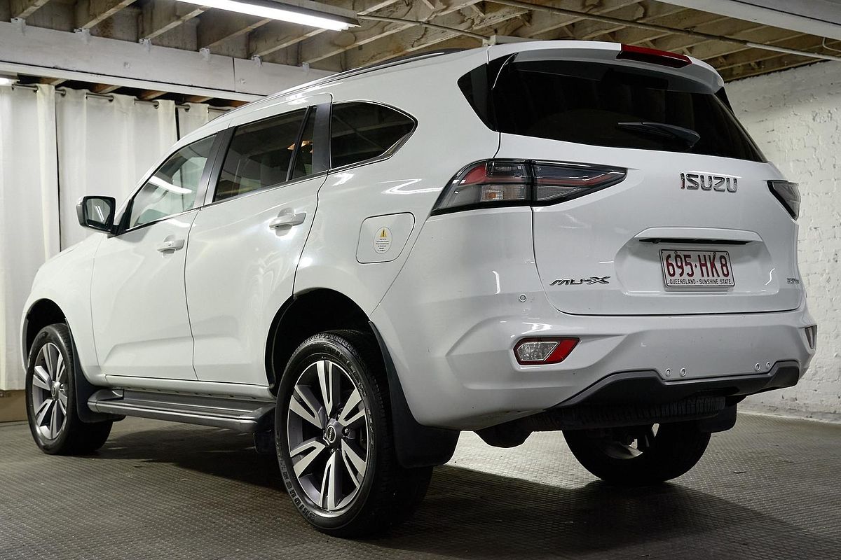 2023 Isuzu MU-X LS-T
