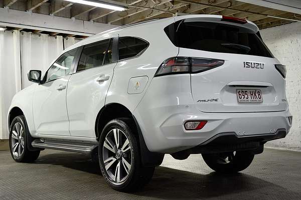 2023 Isuzu MU-X LS-T