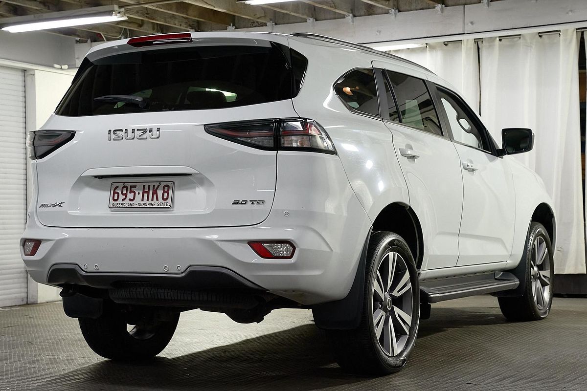 2023 Isuzu MU-X LS-T