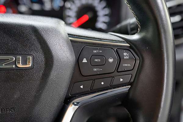 2023 Isuzu MU-X LS-T