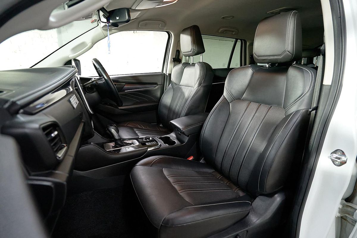 2023 Isuzu MU-X LS-T