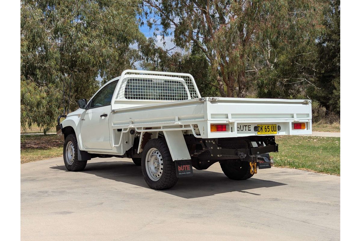 2019 Mitsubishi Triton GLX MR 4X4