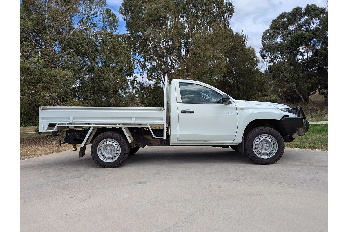 2019 Mitsubishi Triton GLX MR 4X4