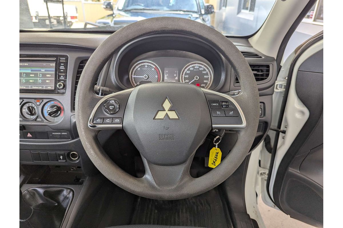 2019 Mitsubishi Triton GLX MR 4X4