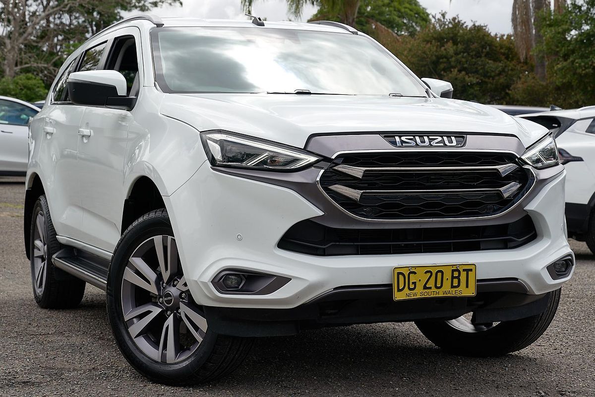 2023 Isuzu MU-X LS-T