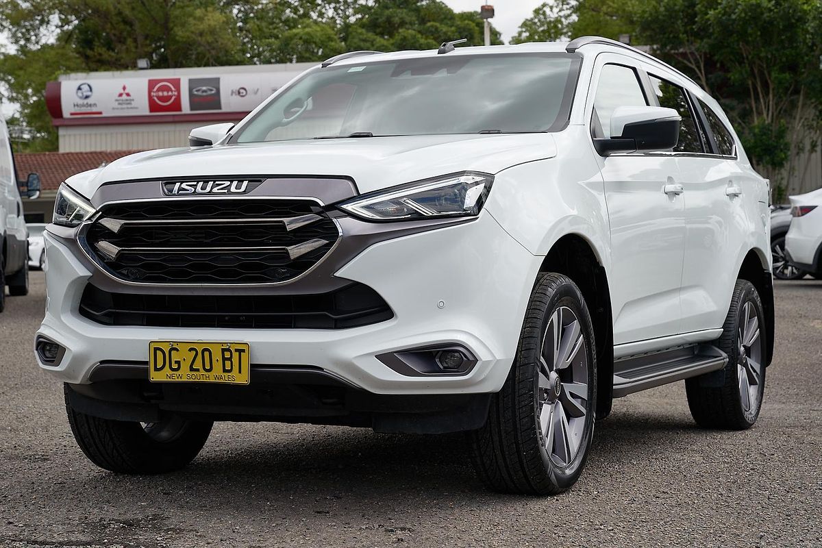 2023 Isuzu MU-X LS-T