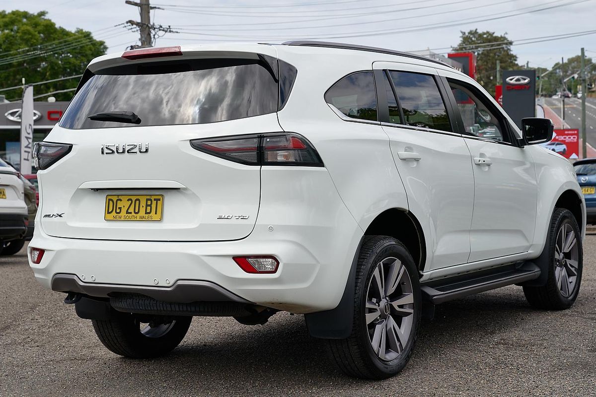2023 Isuzu MU-X LS-T