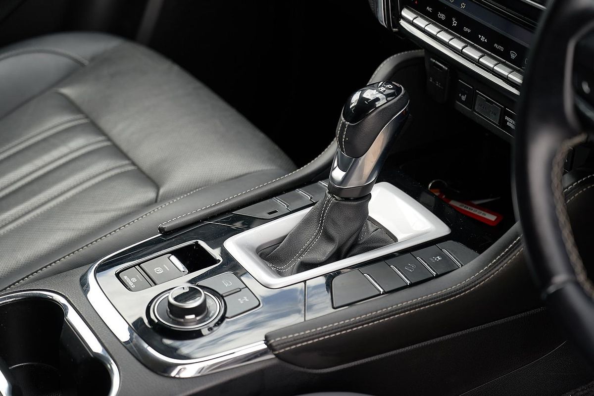 2023 Isuzu MU-X LS-T