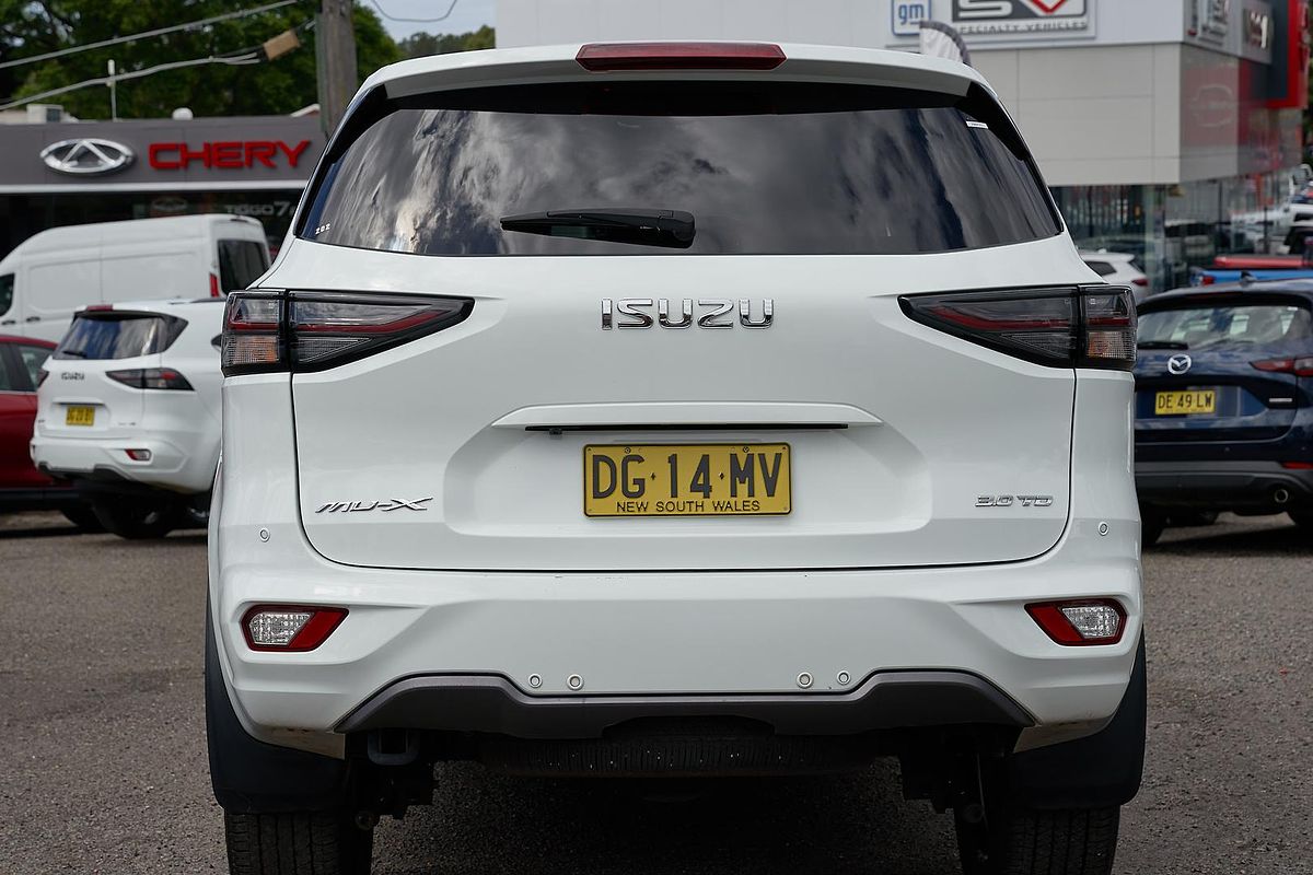 2023 Isuzu MU-X LS-T