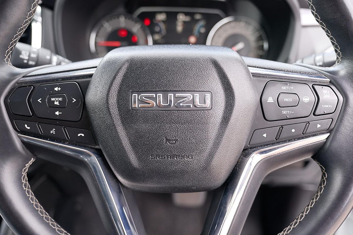 2023 Isuzu MU-X LS-T