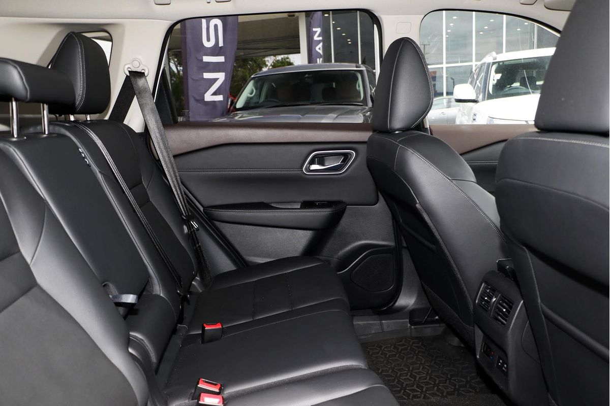 2024 Nissan X-TRAIL Ti e-POWER T33