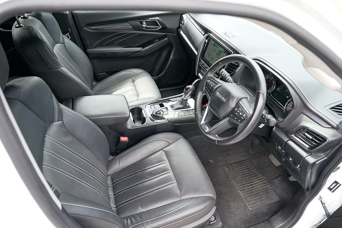 2023 Isuzu MU-X LS-T
