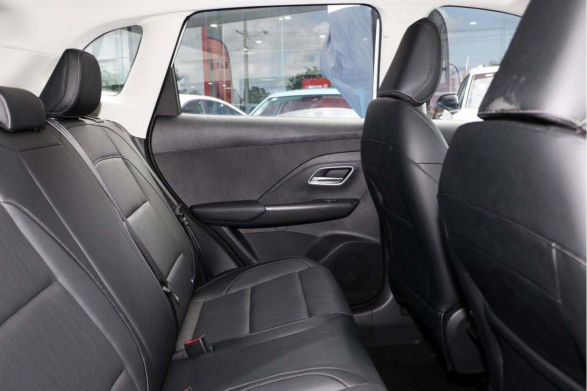 2025 MG ZS Essence ZS32
