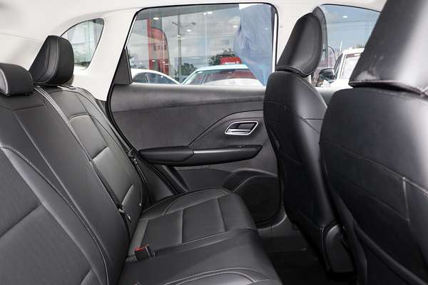 2025 MG ZS Essence ZS32
