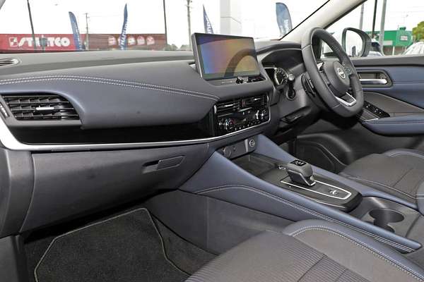 2024 Nissan QASHQAI ST-L J12