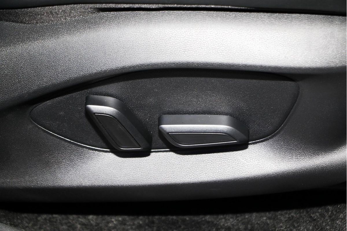 2025 MG ZS Essence ZS32