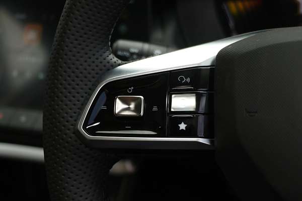 2025 MG ZS Essence ZS32