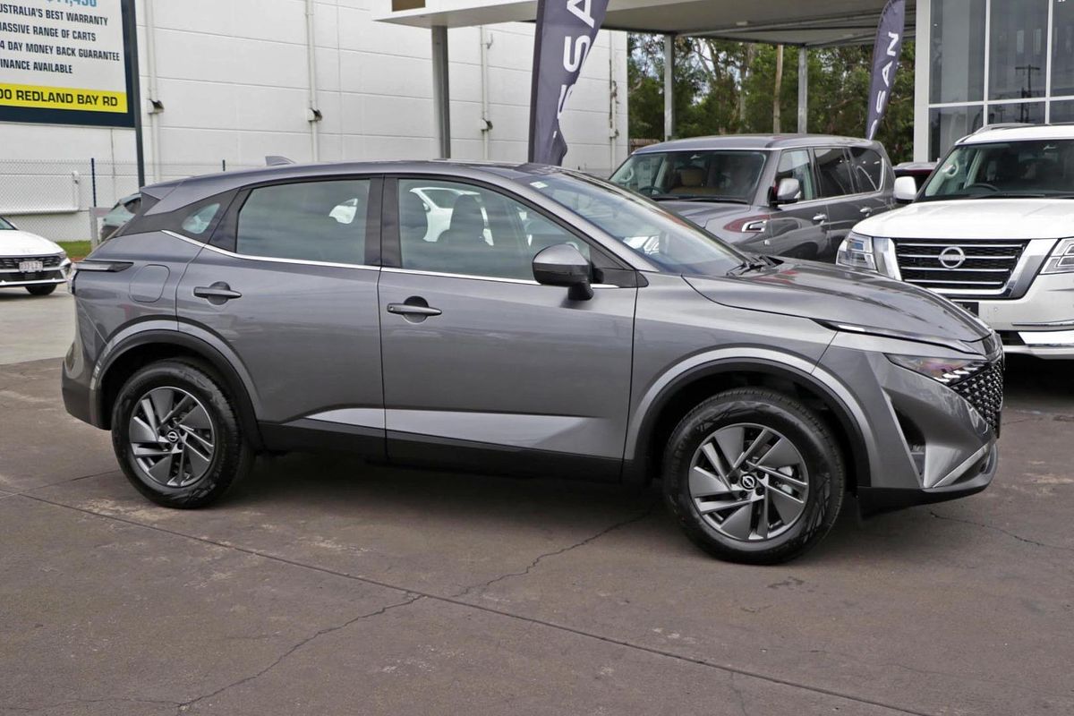 2025 Nissan QASHQAI ST J12