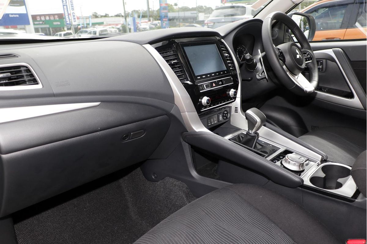 2024 Mitsubishi Pajero Sport GLS QG